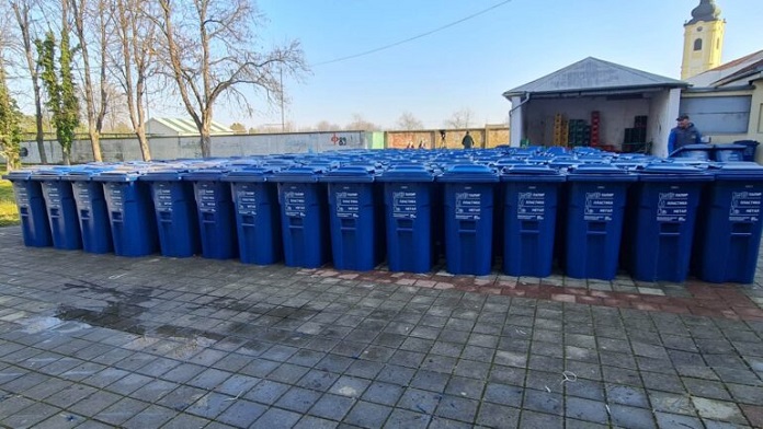 Распоред пражњења плавих канти у 2025. години